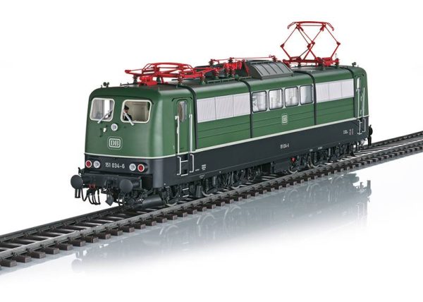 Märklin Elektrolokomotive Baureihe 151 neu