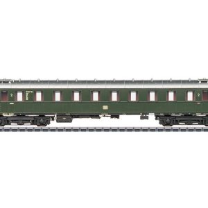 Märklin Schnellzugwagen B4üwe, 2. Klasse neu